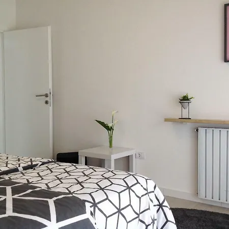 Apartment Summer House 2 *